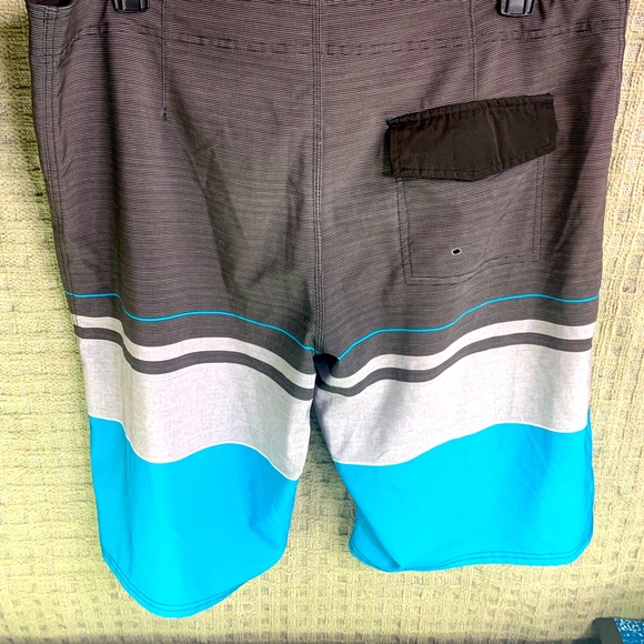 Mens Academy Board shorts Swim Trunks Sz 38 Large. - Picture 3 of 5